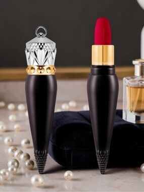 💄 NIB ~ Christian Louboutin Velvet Matte Lipstick ~ 001M Rouge Louboutin